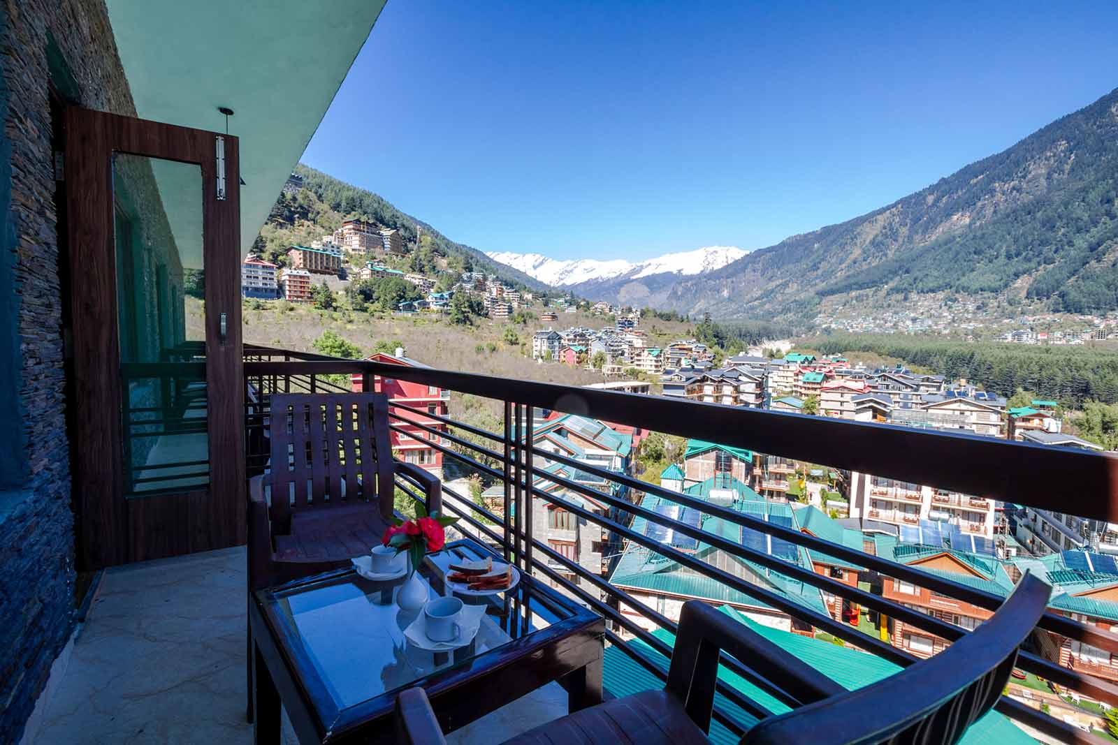 Balcony Room